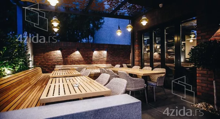 Ugostiteljski objekat | 4zida