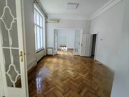 Cara Uroša | 4zida.rs