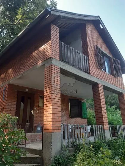 Čerat | 4zida.rs