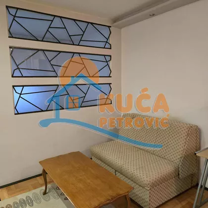 Dr Petra Vučinića | 4zida.rs