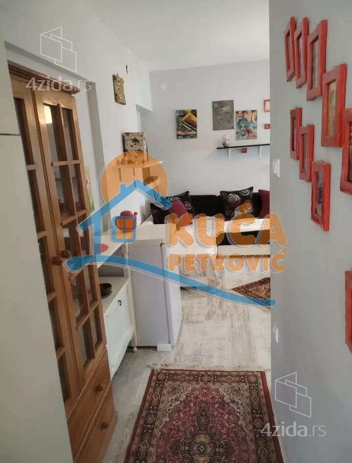 Garsonjera | 4zida