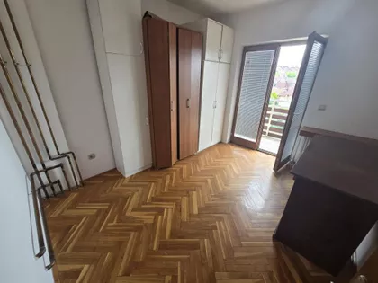 Vojvode Vlahovića | 4zida.rs