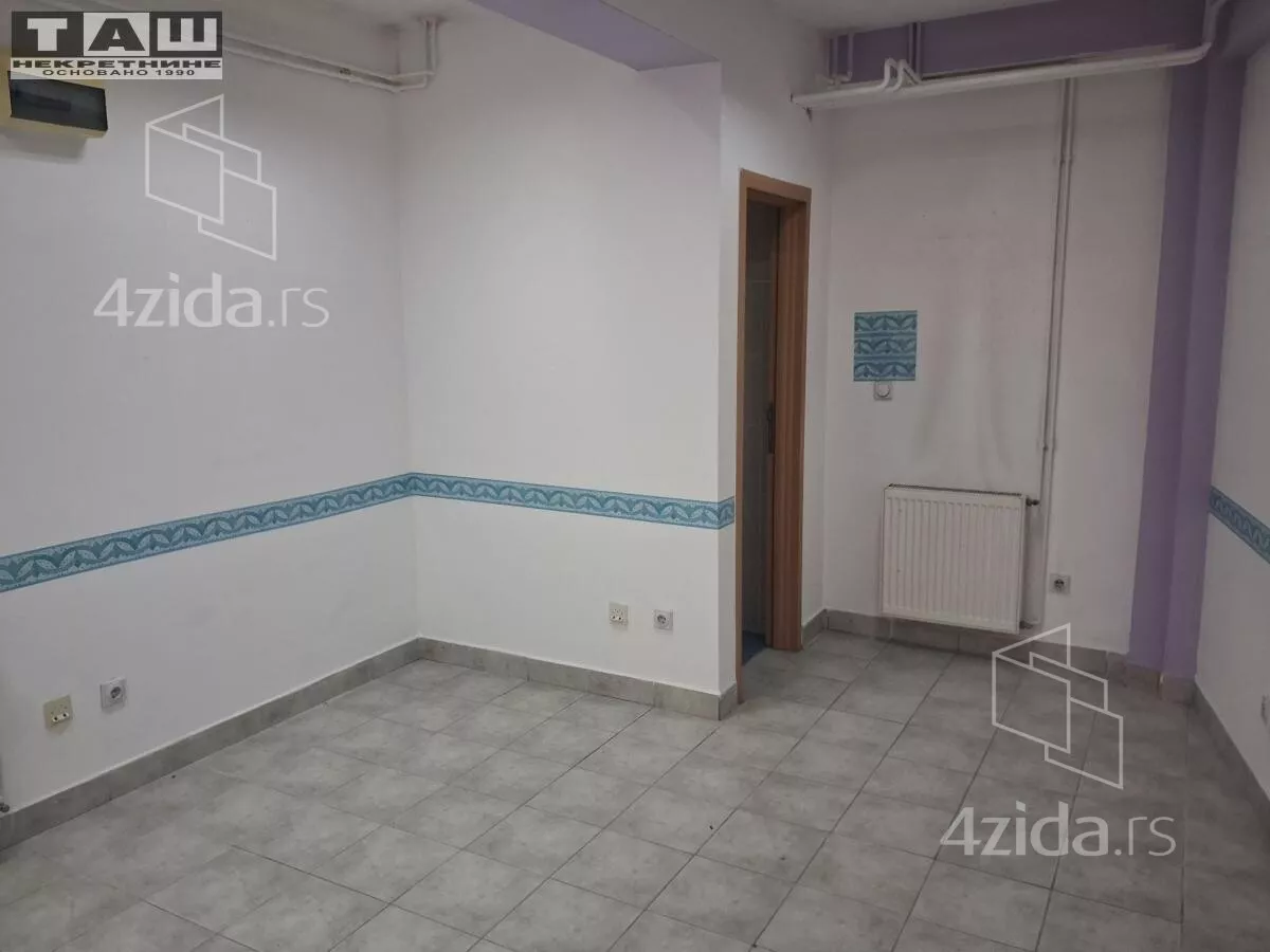 Lokal | 4zida