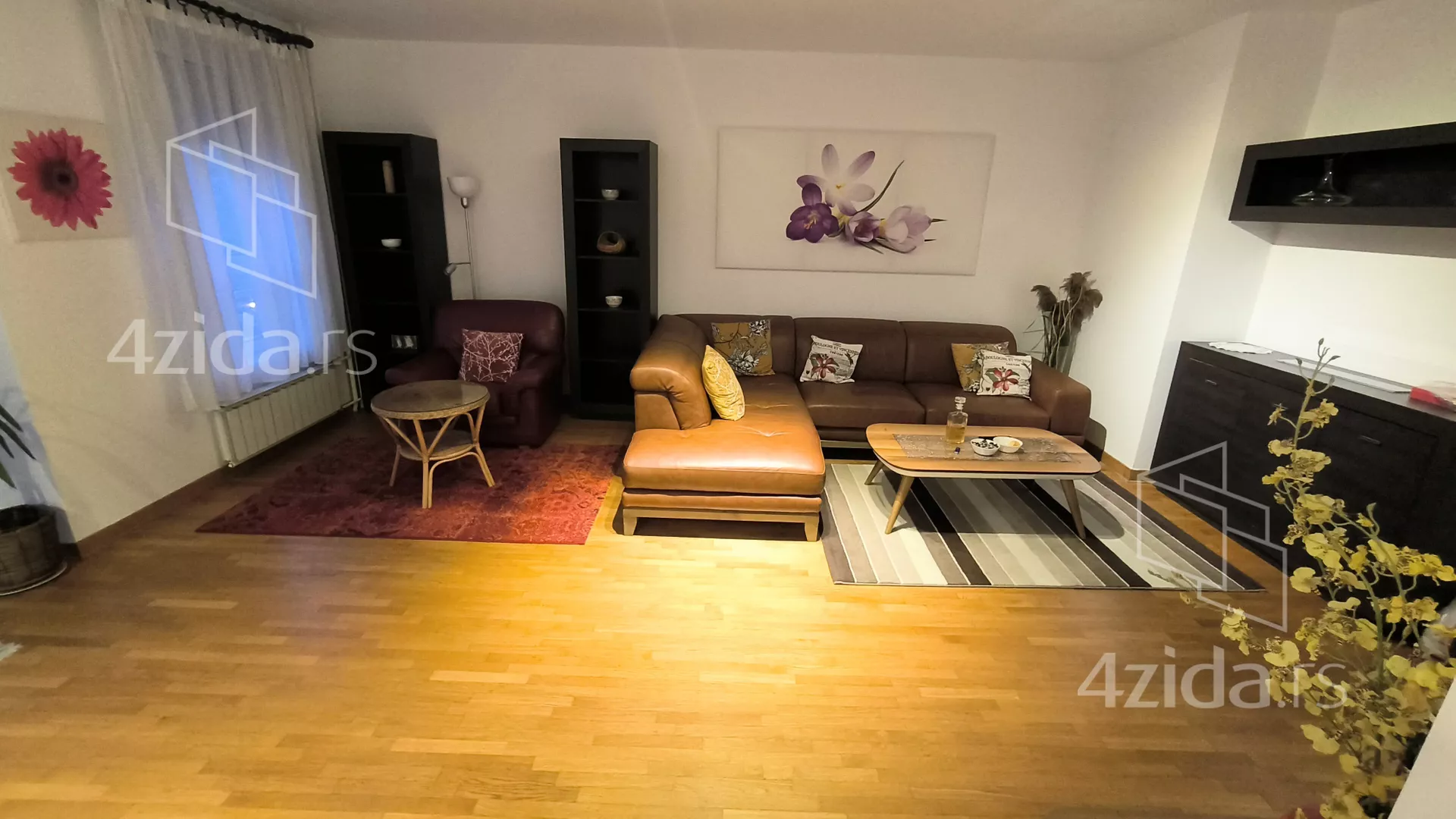 Četvoroiposoban stan | 4zida