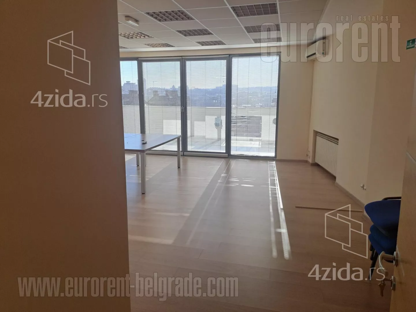 Poslovni prostor | 4zida