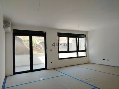 Karpoševa | 4zida.rs
