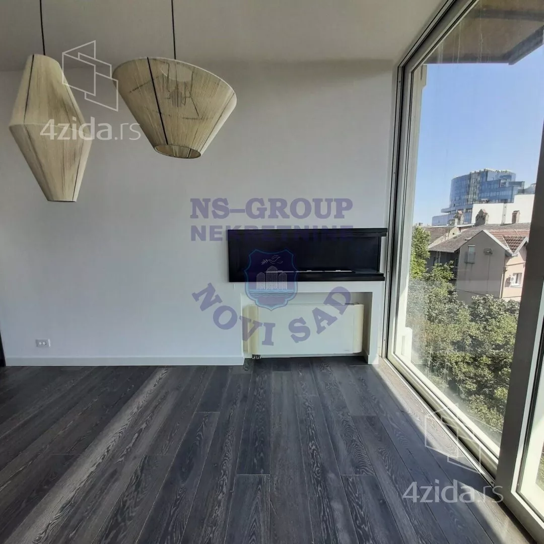 Petosoban stan | 4zida