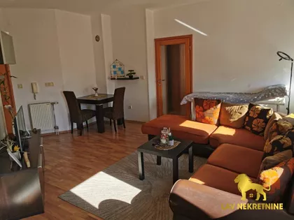 LAZE KOSTIĆA | 4zida.rs