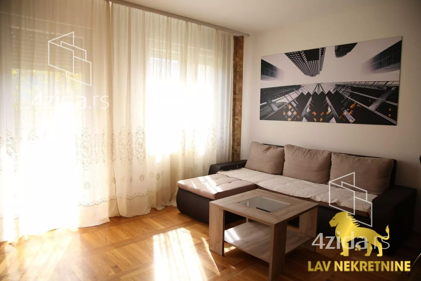 Jednoiposoban stan | 4zida