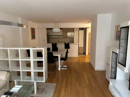 Uroša Martinovića 11 | 4zida.rs