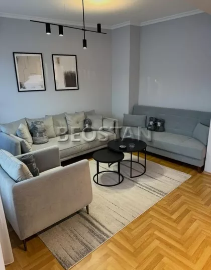 Knez Danilova | 4zida.rs