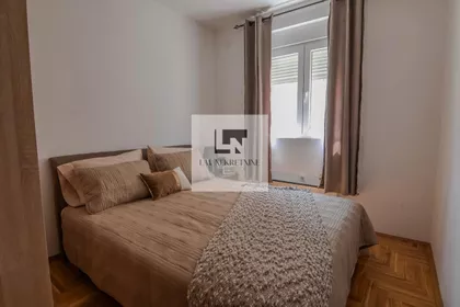 Zemun Polje | 4zida.rs