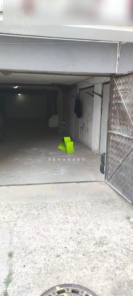 Garaža | 4zida