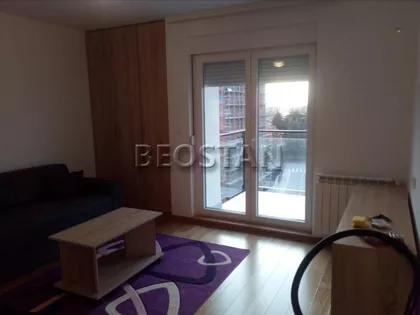 Šumadijska | 4zida.rs