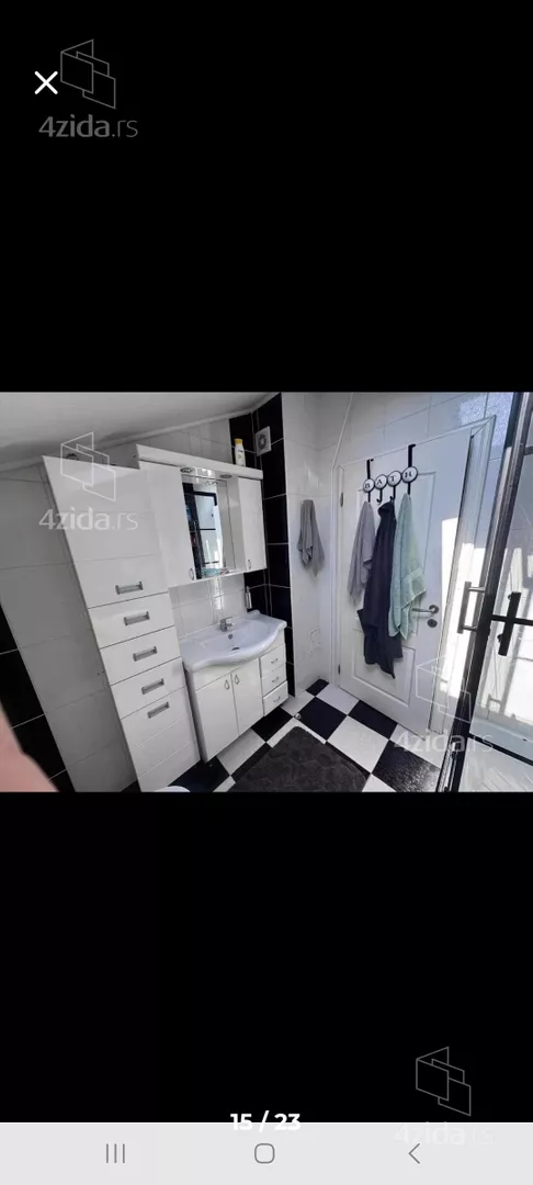 Troiposoban stan | 4zida