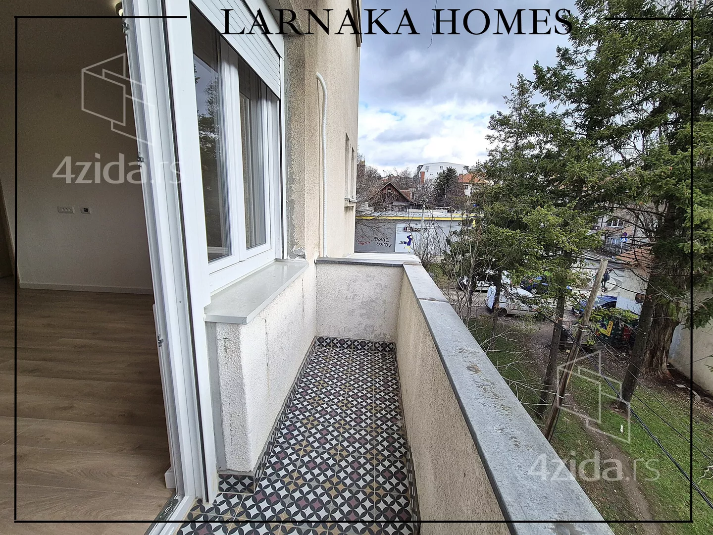 Četvorosoban stan | 4zida