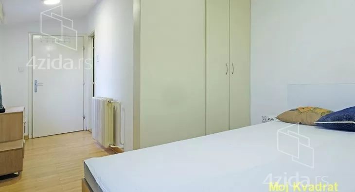 Četvoroiposoban stan | 4zida