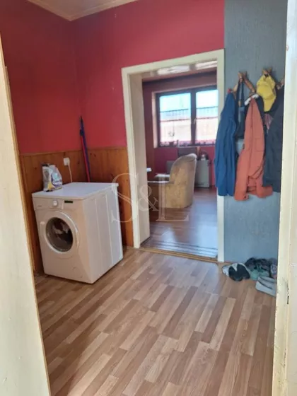 Okolne lokacije | 4zida.rs