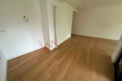 Batutova | 4zida.rs