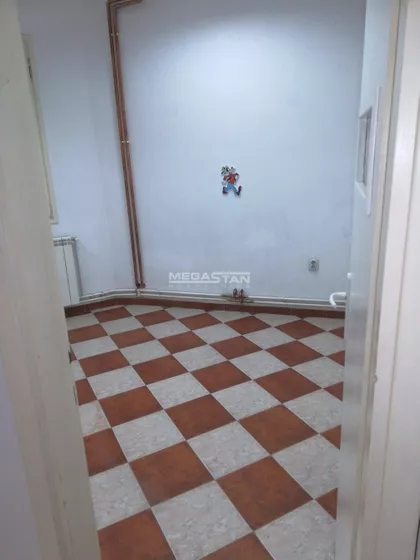 Milana Uzelca | 4zida.rs