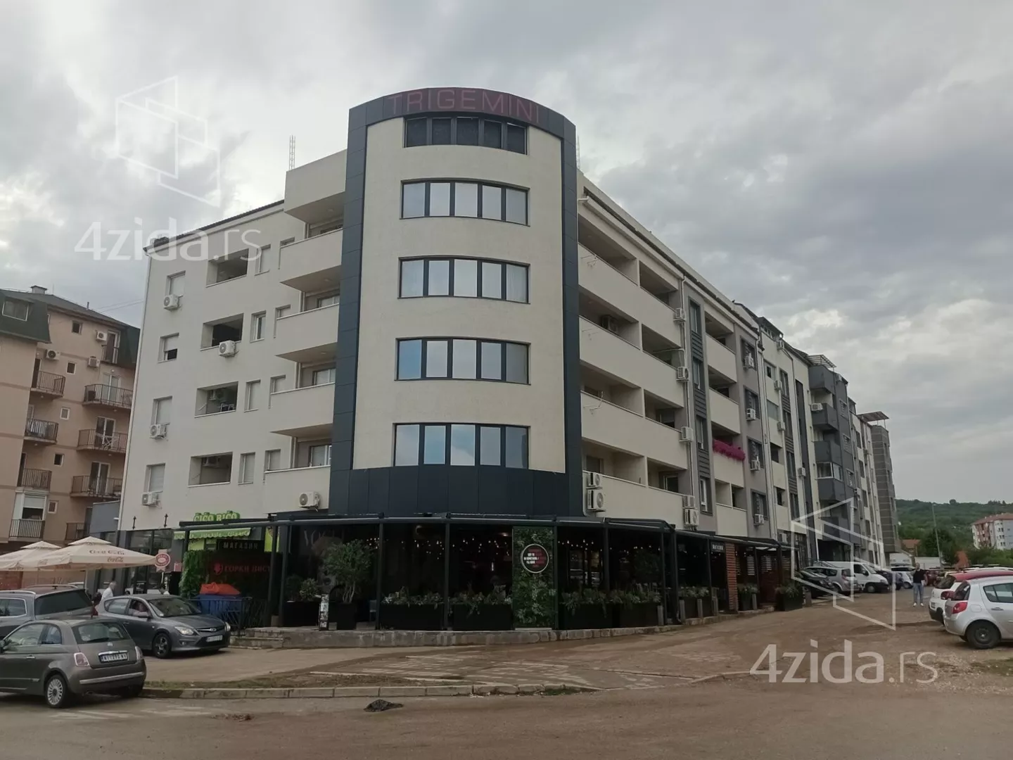 Jednoiposoban stan | 4zida