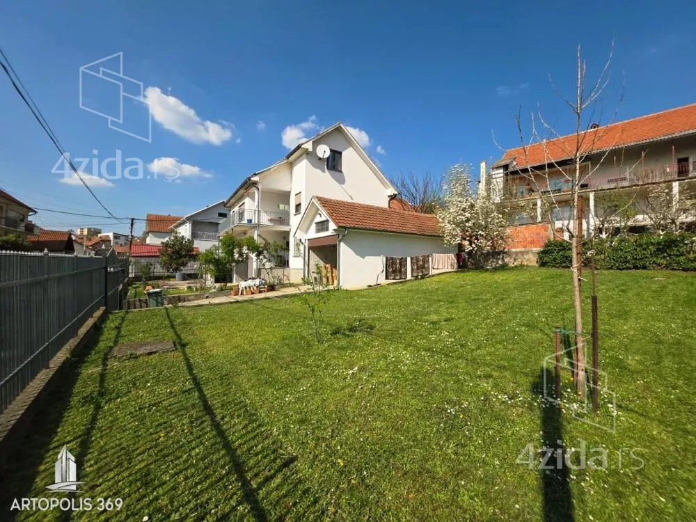 3-etažna kuća | 4zida