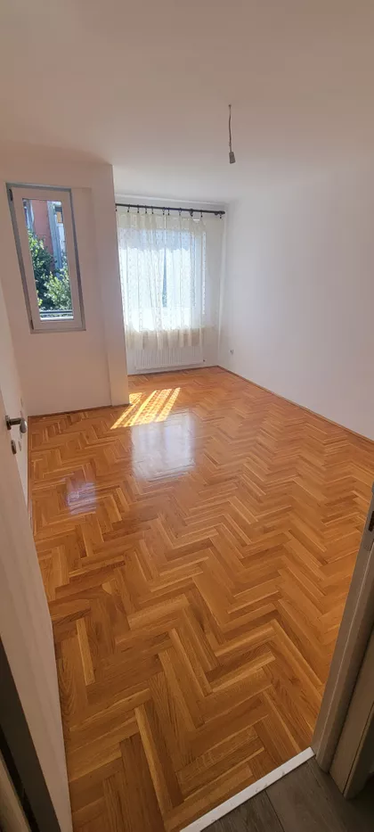 Heroja Maričića 90 | 4zida.rs