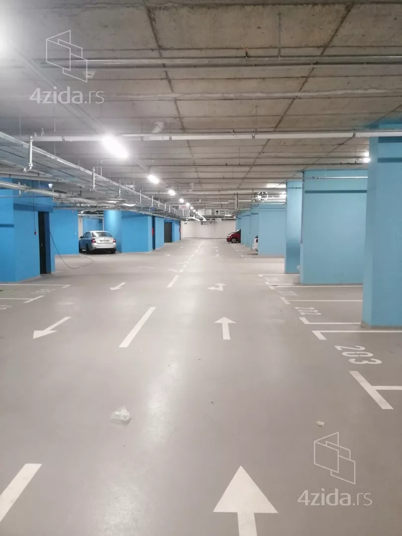 Garaža | 4zida