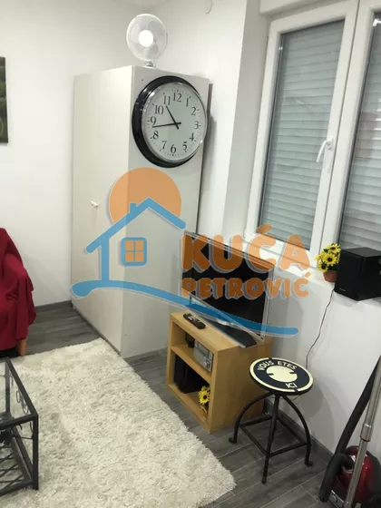 Obrenovićeva | 4zida.rs