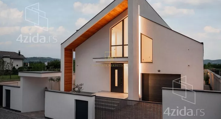 Kuća | 4zida