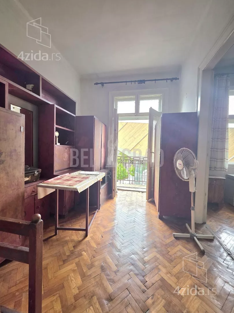 Četvoroiposoban stan | 4zida