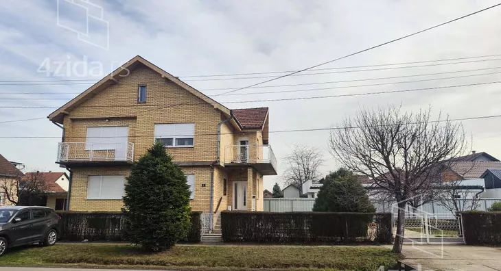 3-etažna kuća | 4zida