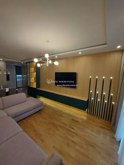 Hram Svetog Save | 4zida.rs