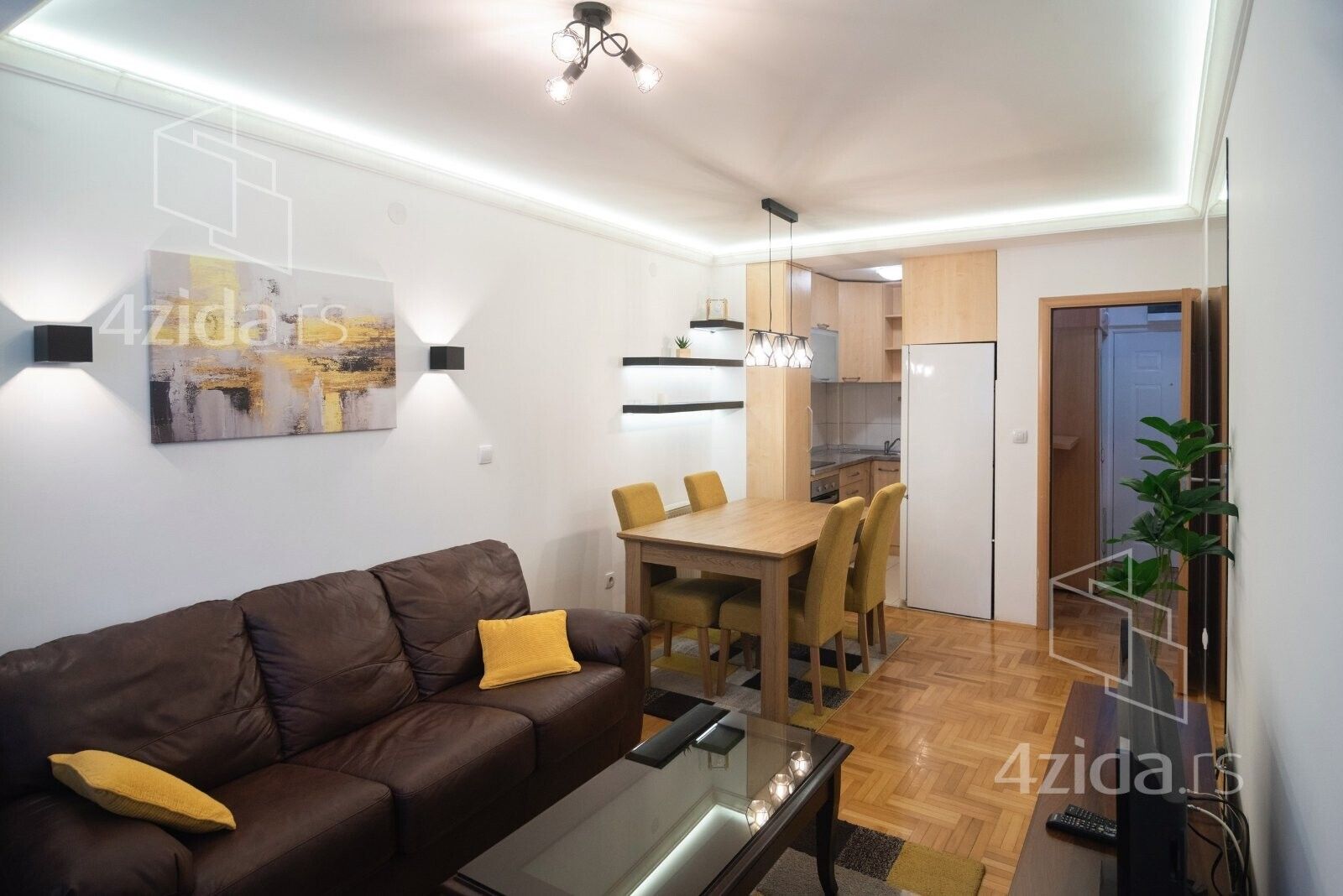 Сдается полуторакомнатная квартира, Центр, 420€, 40m² — фото
