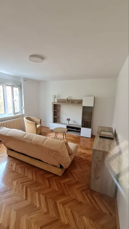 Cvetni Trg 1 | 4zida.rs