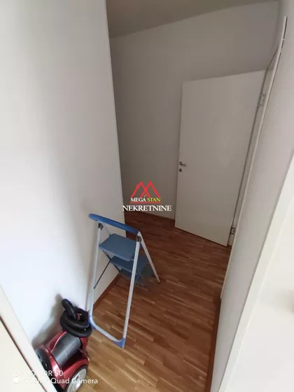 Jovana Hranilovića | 4zida.rs