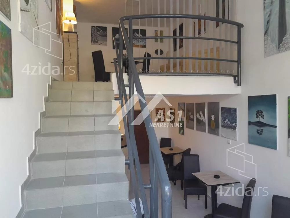 Poslovni prostor | 4zida