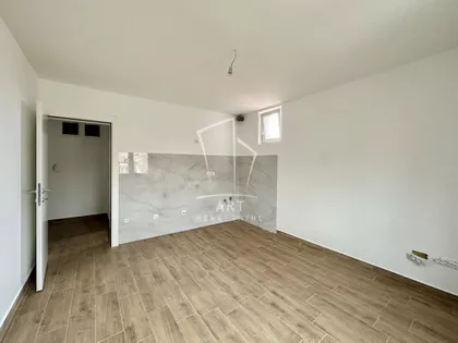 Krajiška | 4zida.rs