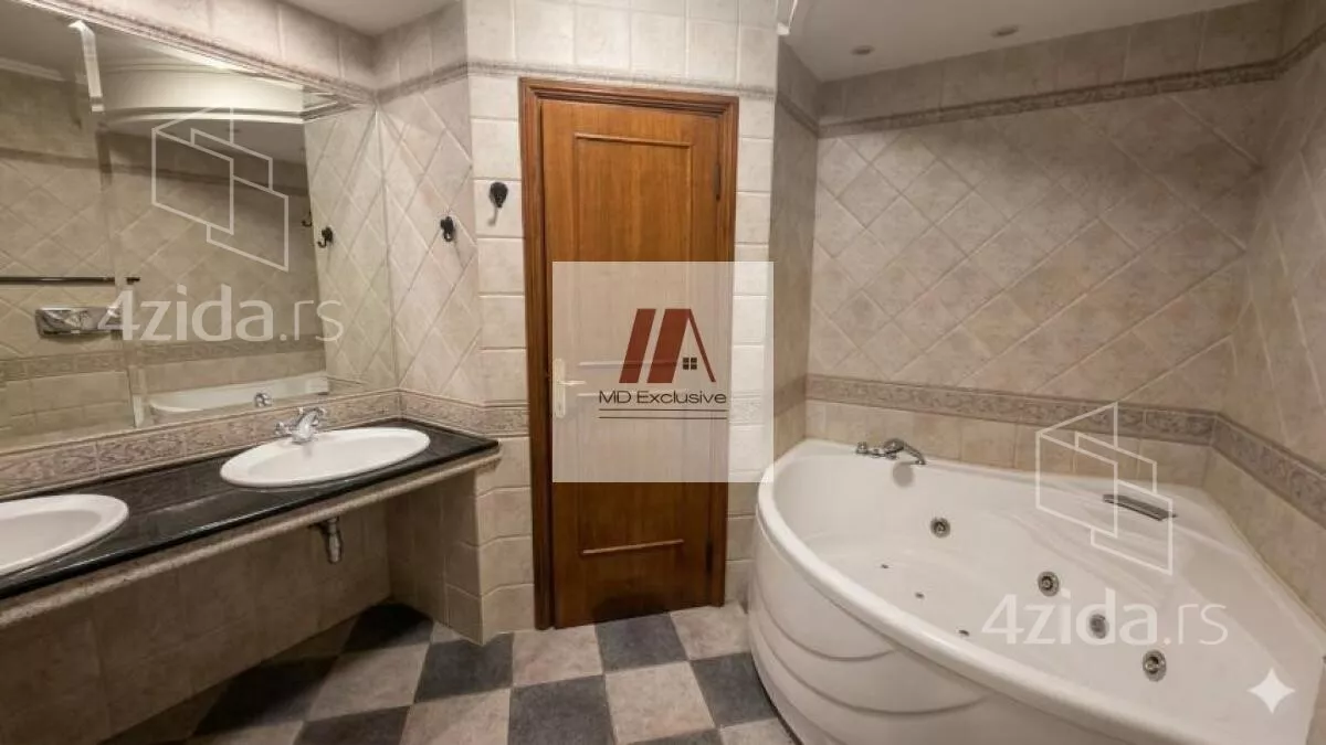 Petosoban stan | 4zida