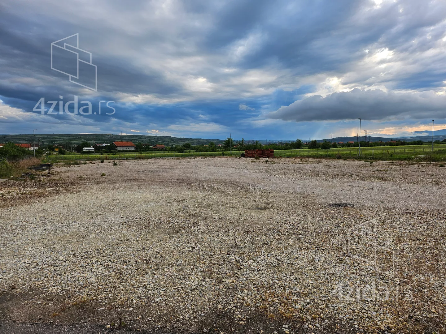 Industrijsko zemljište | 4zida