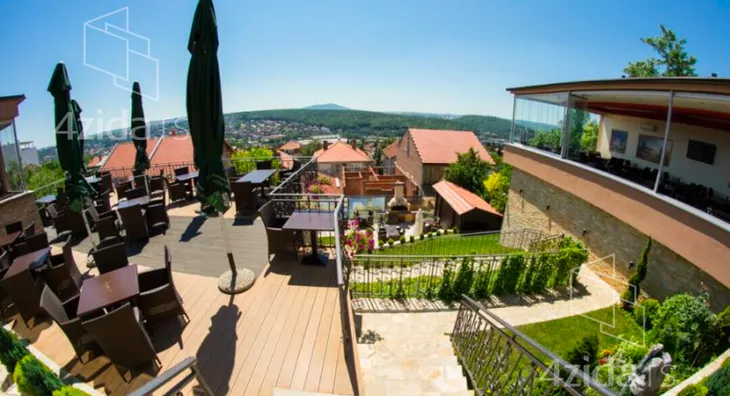 Ugostiteljski objekat | 4zida