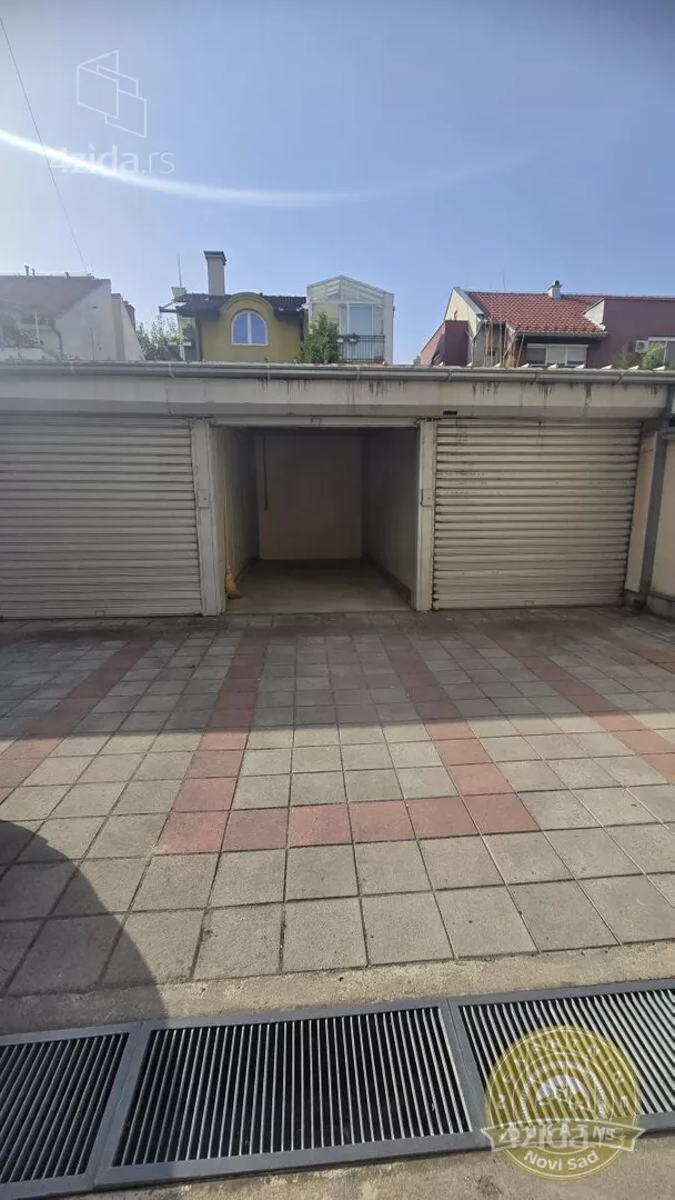 Garaža | 4zida
