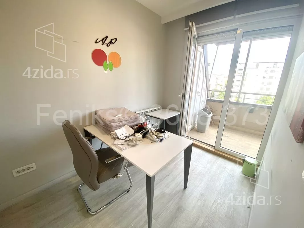 Petosoban stan | 4zida