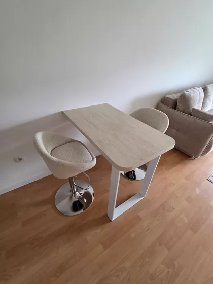 Bulevar Cara Lazara | 4zida.rs