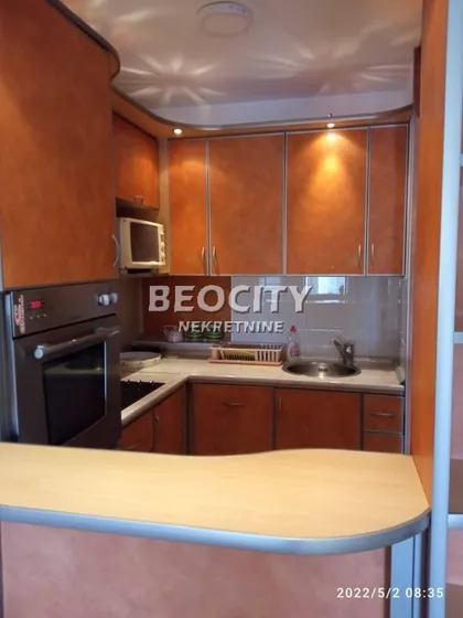 Bulevar cara Lazara | 4zida.rs