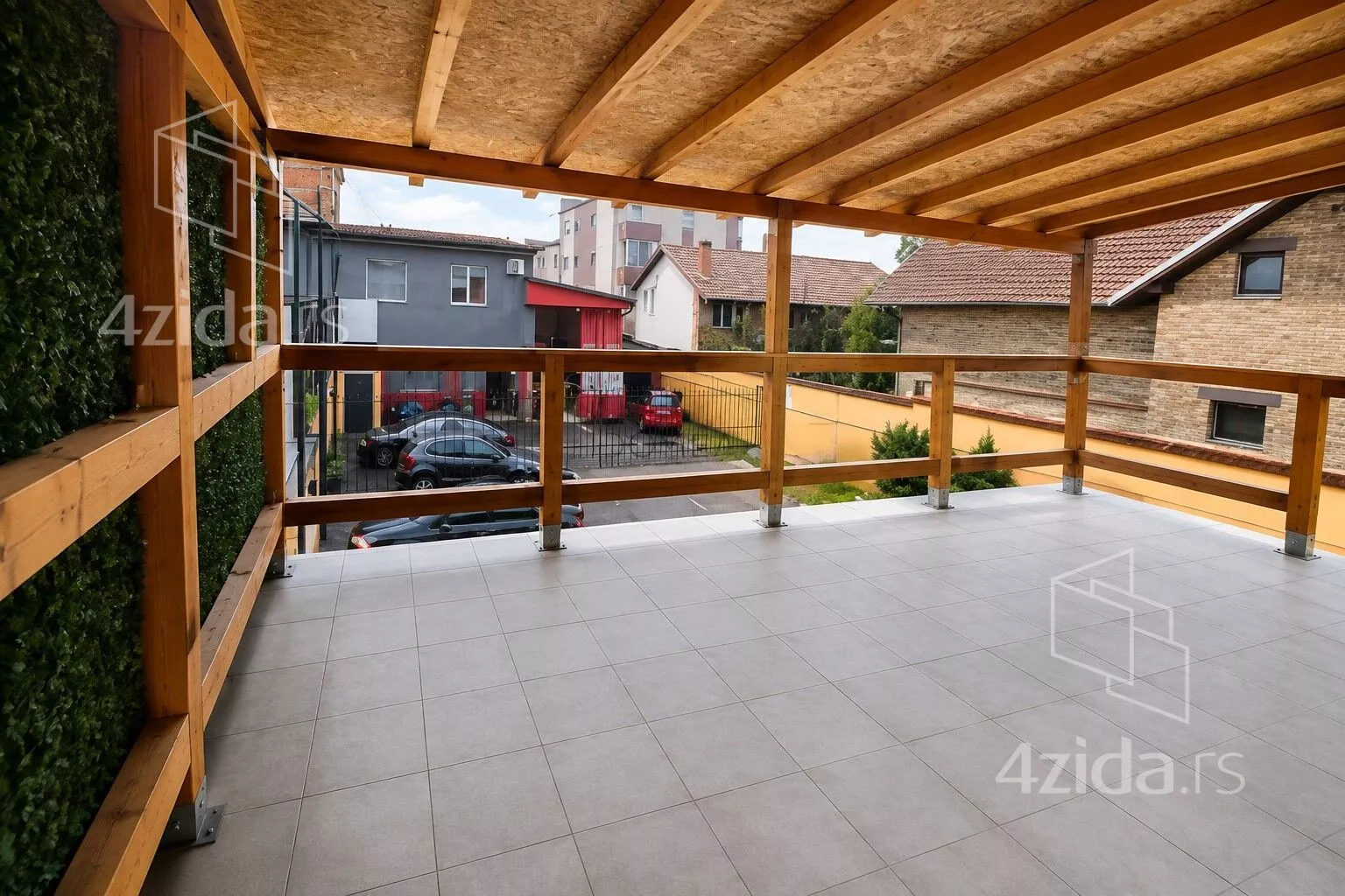 Garaža | 4zida