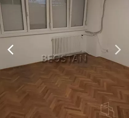 Pariske Komune | 4zida.rs
