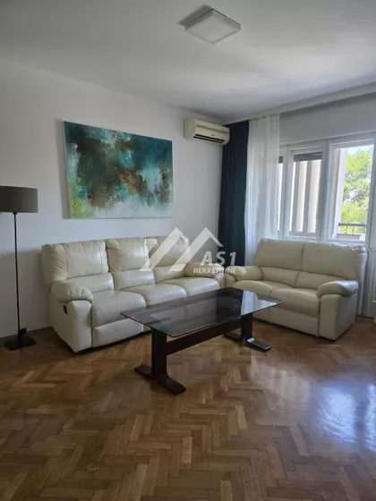 Vojvode Mišića | 4zida.rs