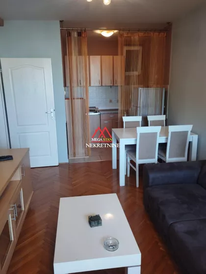 Cara Dušana | 4zida.rs