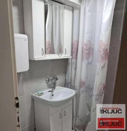 Petrovaradin | 4zida.rs